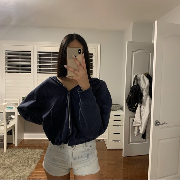 Garage Acid Wash Jean Shorts- 00 - Picture 2 of 3